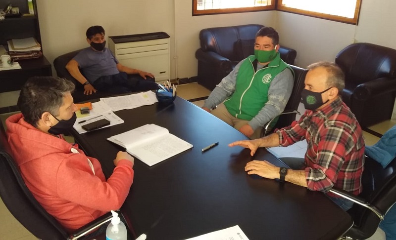 ATE Esquel acordó incremento salarial para municipales de Gualjaina  