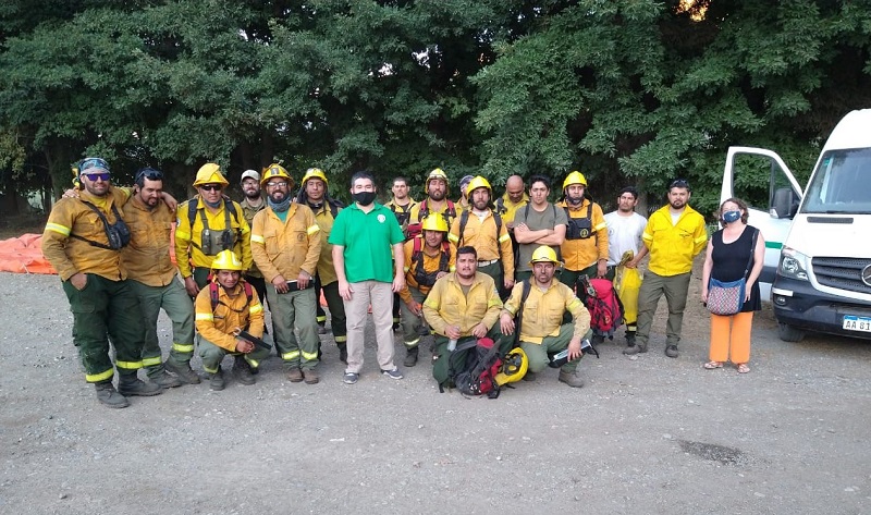 ATE Esquel se reunión con brigadistas que trabajan en el incendio de El Bolsón 