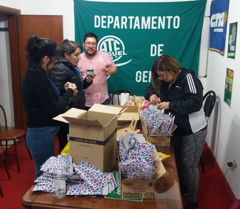 ATE organizó donaciones para celebrar el Día de las Infancias en Cushamen   