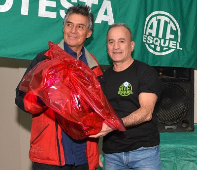 ATE Esquel otorgó reconocimiento a afiliado
